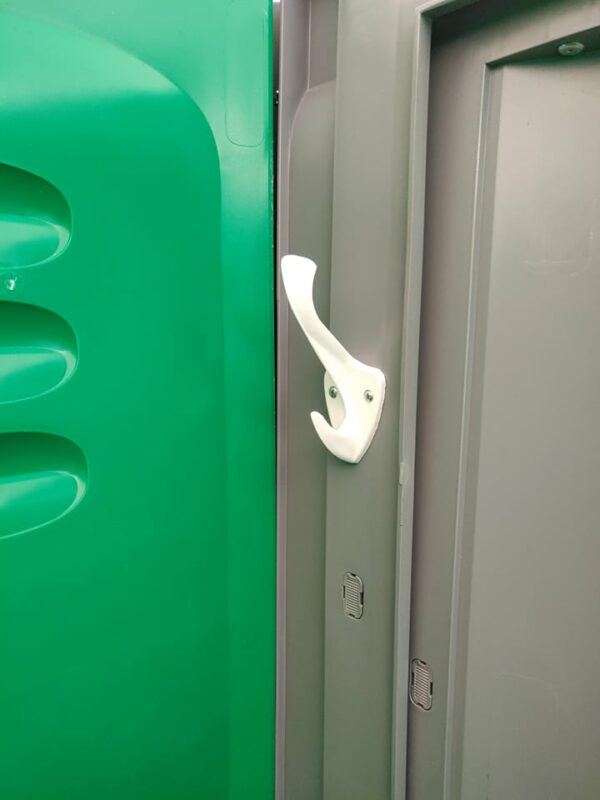 Outdoor toilet green - Image 4