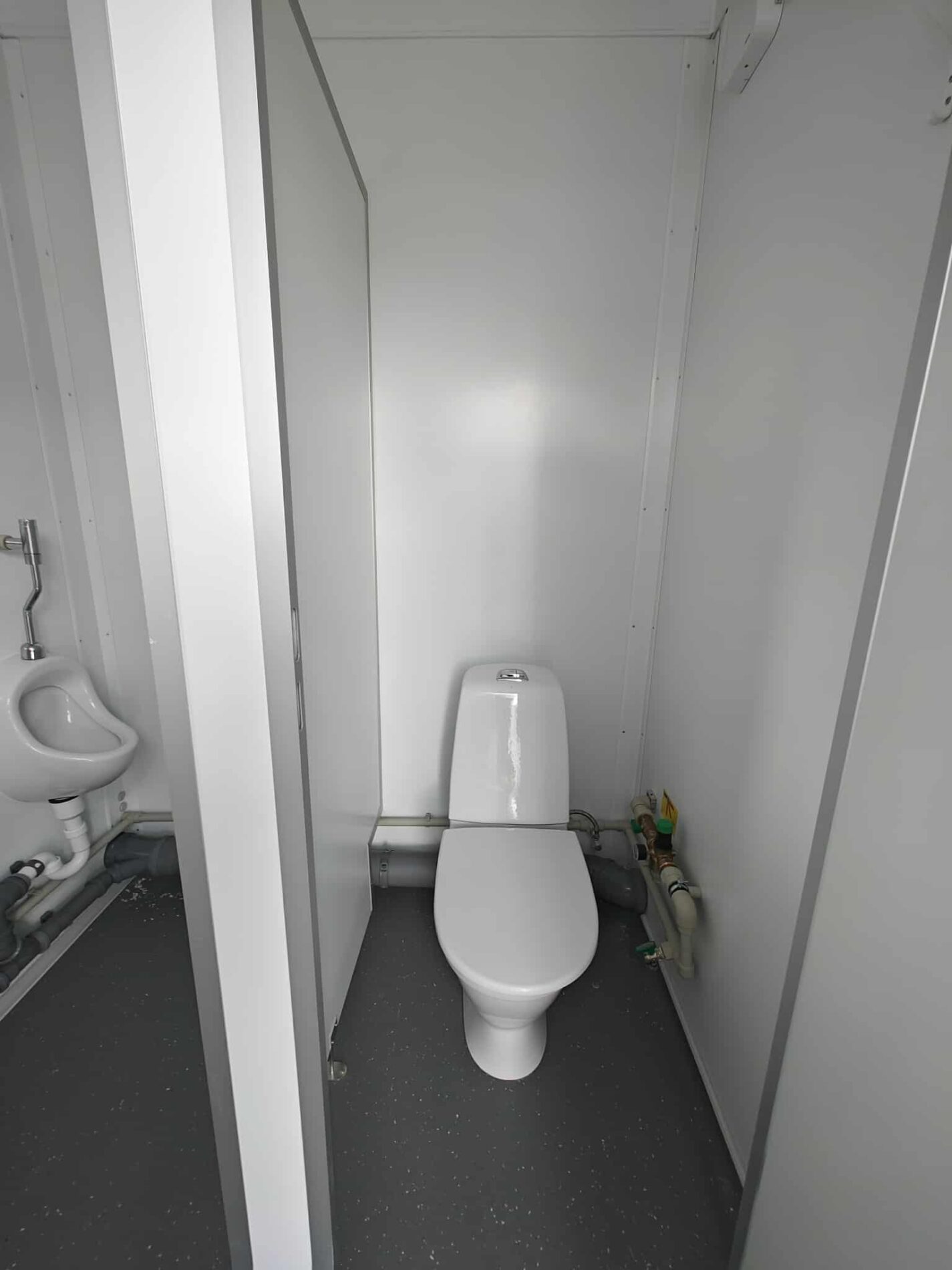 Containex Standard Premium toimisto- ja työmaakontti MIIU0355 - Image 12