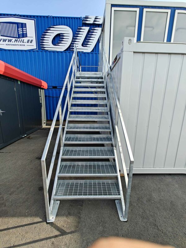 Staircase for office cabins or shipping containers - Image 2