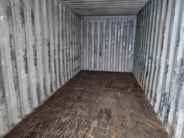 20DC Merekonteiner MIIU3965670 - PÄRNU - Image 5