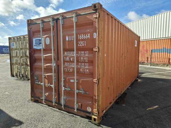 20DC Shipping container MIIU1686640 - TALLINN