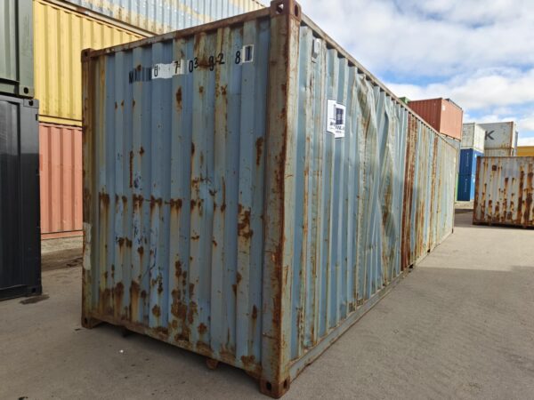 40HC Shipping container MIIU7039281 - TALLINN (damaged) - Image 2