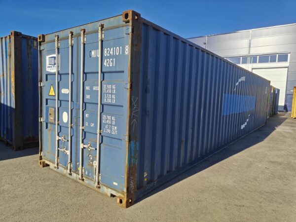 40DC морской контейнер MIIU8241018 - TALLINN