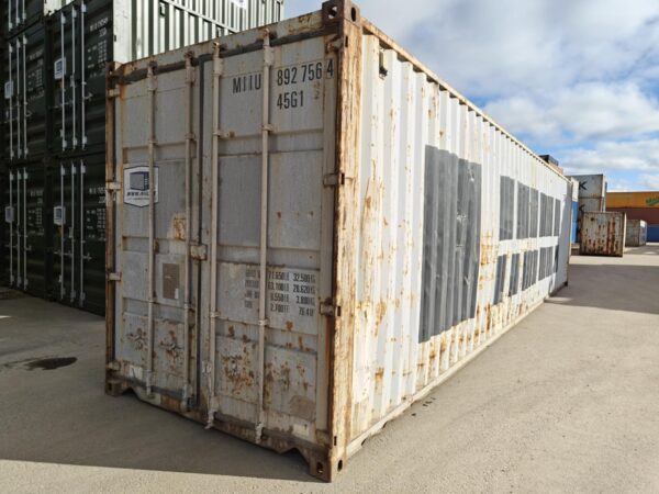 40HC Merekonteiner MIIU8927564 – TALLINN (Avariiline, uks käib raskelt)