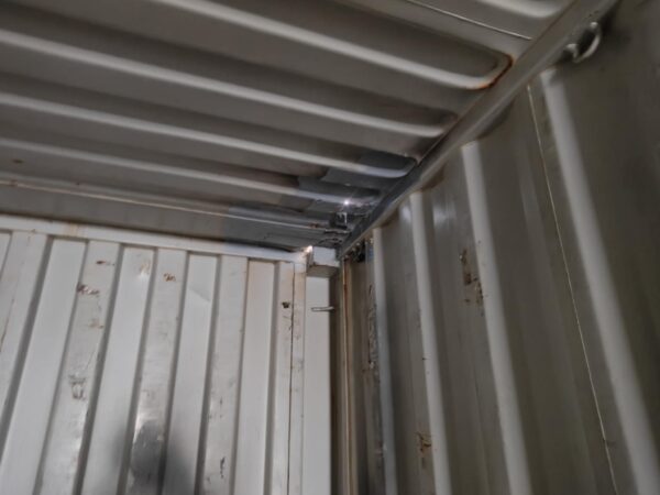 40HC Shipping container MIIU5309475 - TALLINN (damaged) - Image 7