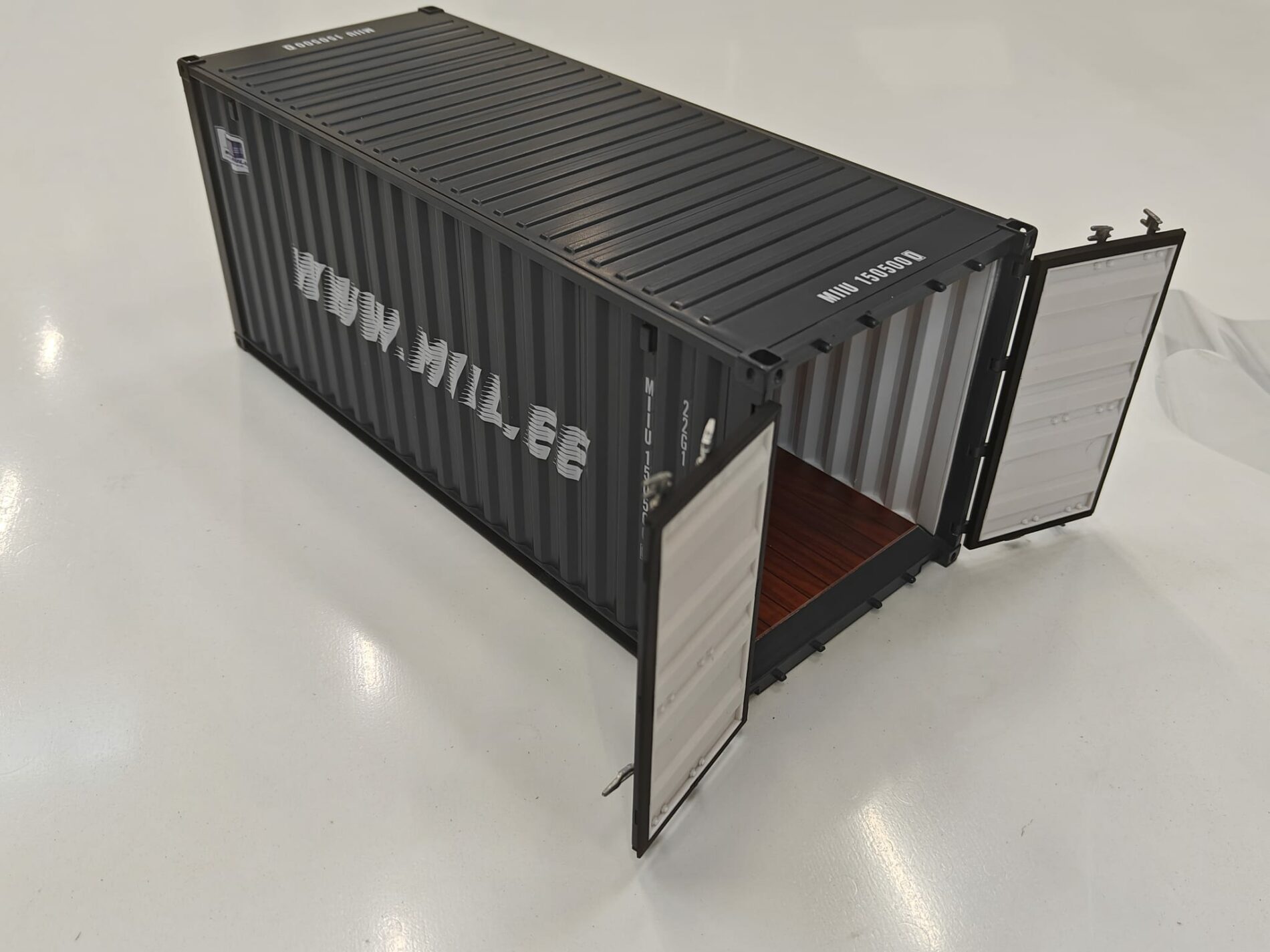 1:20 suuruses konteineri mudeled