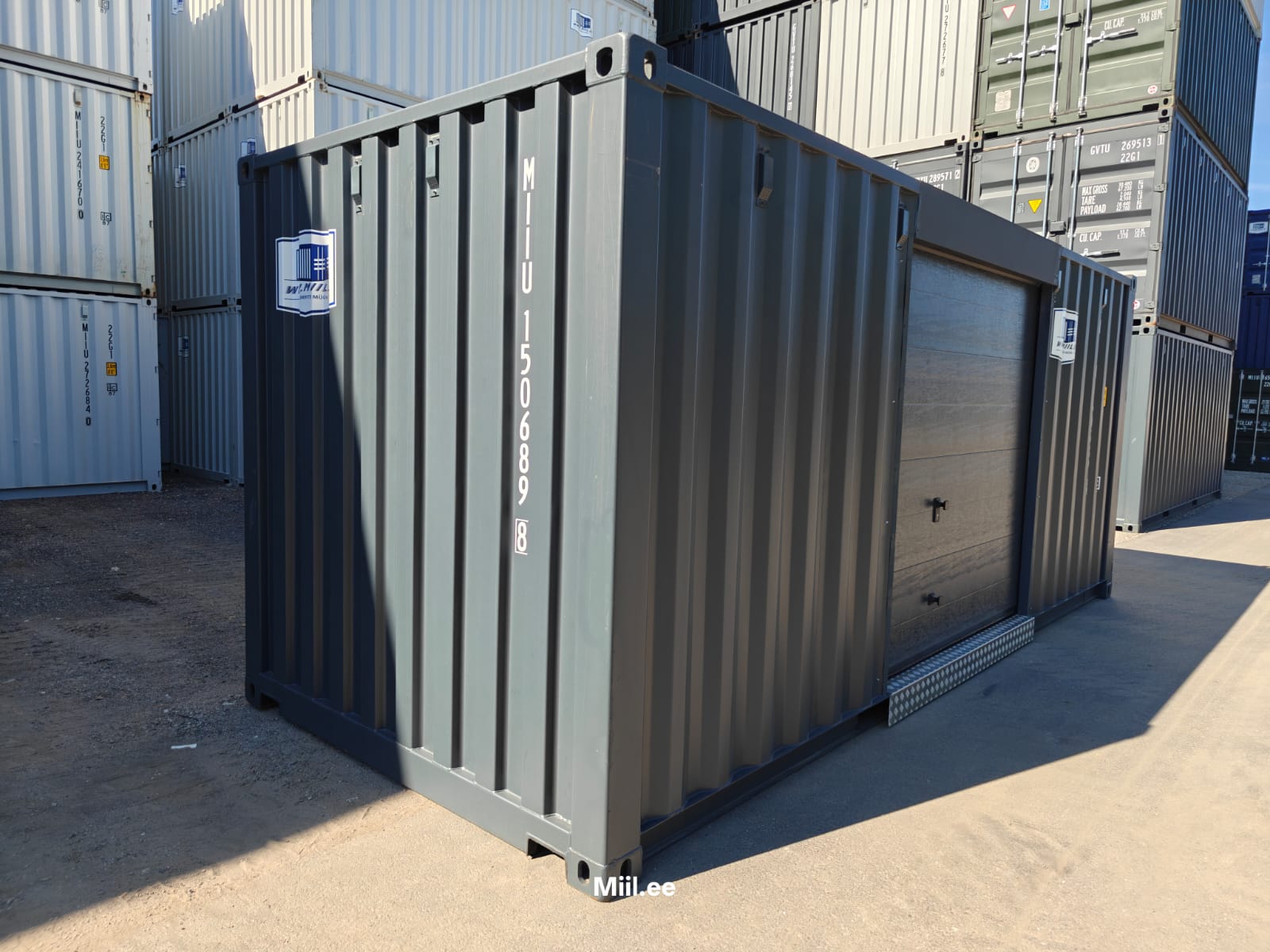 20DD Storage container with a roller door on the side MIIU1506898 - Image 3
