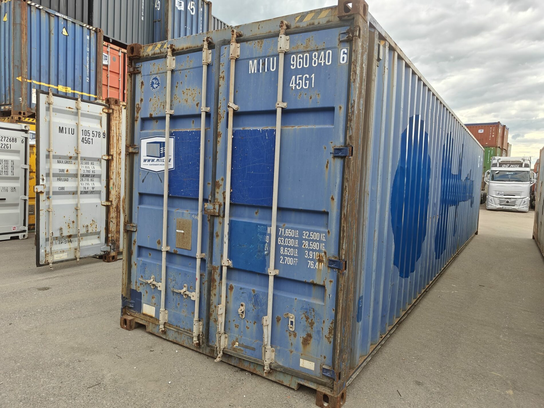 40HC Shipping container MIIU9608406 - TALLINN