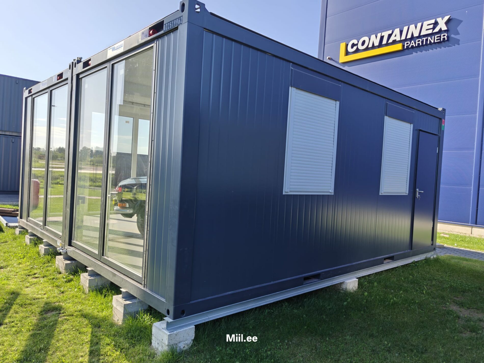 Офисный модуль Containex XL Premium Гараж — изображение 6